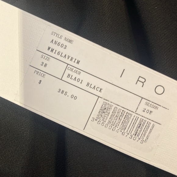 Gorgeous one shoulder IRO Paris top. Viscose / elastine blend. Back zip. - Picture 3 of 4